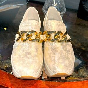 DOLCE VITA SNEAKERS, Brand new but no tags